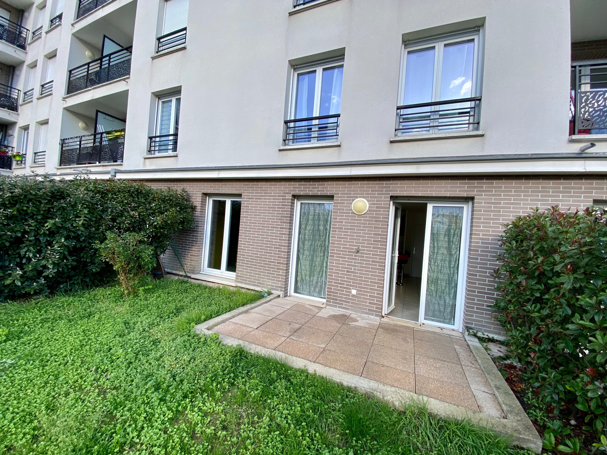 Location Appartement F2 Avec Jardin